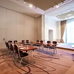 Star G Premium Altmarkt Отель Дрезден