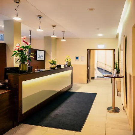 Star G Premium Altmarkt 4*