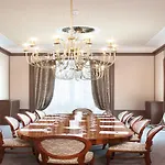 Star G Premium Altmarkt 4*