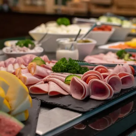 Star G Premium Altmarkt 4*