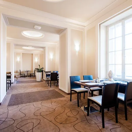 Hotel Star G Premium Altmarkt 4*