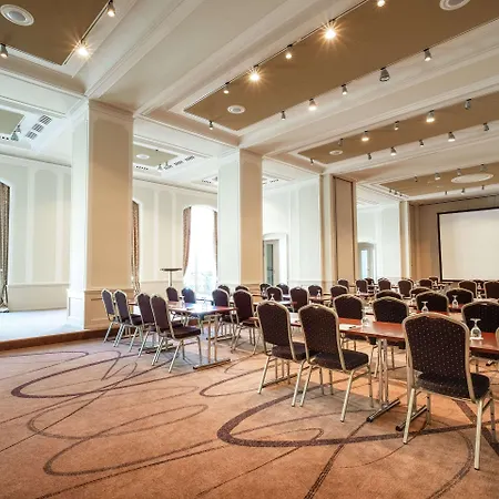 Star G Premium Altmarkt 4* Drážďany