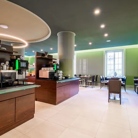 Star G Premium Altmarkt 4*