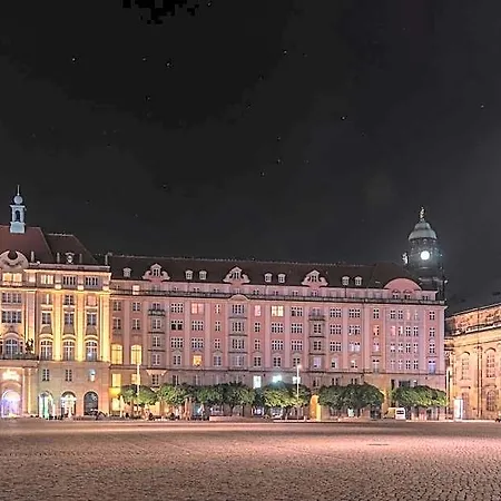 Star G Premium Altmarkt Hotel 4*