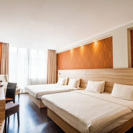 Star G Premium Altmarkt 4*