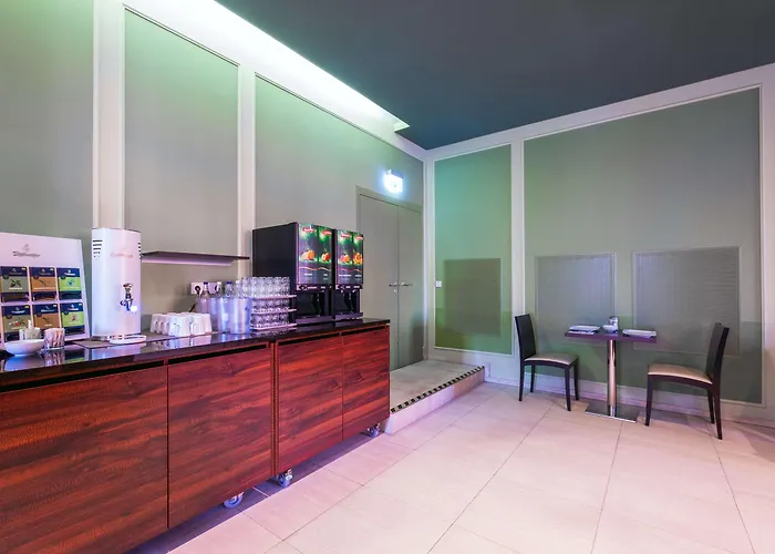 Star G Premium Altmarkt فندق