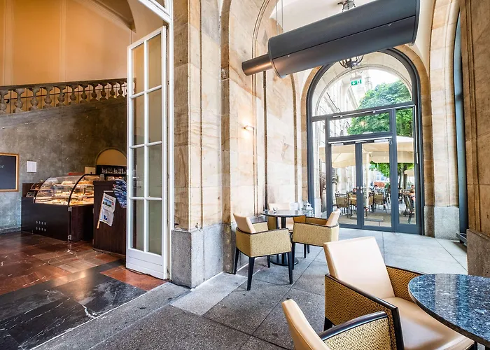 فندق Star G Premium Altmarkt دريسدن